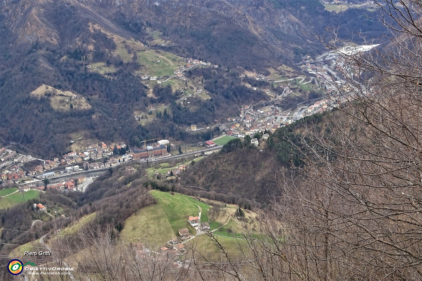 68 Vista dal Molinasco su S. Pellegrino Terme.JPG